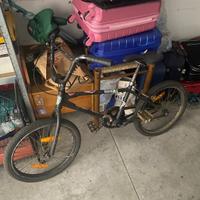 BMX da personalizzare con stickers