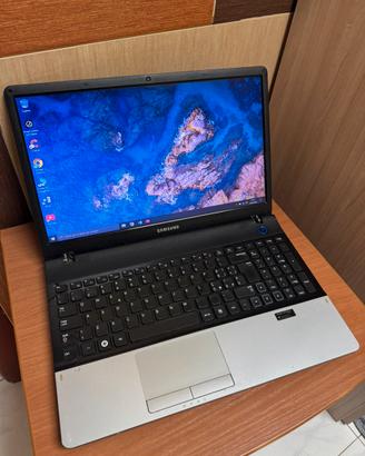 Pc Portatile Samsung Notebook I5 Perfetto