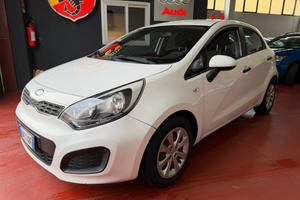 Kia Rio 1.1 CRDi WGT 5p. LX