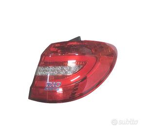 FANALE DX MERCEDES CLASSE B W246 12-14 LED BIANCO 