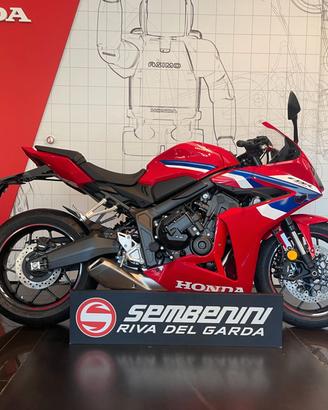 Honda CBR 650 R Red 2026