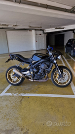 Triumph street triple R 675 2010