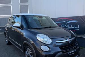 Fiat 500L Living 1.6D 105 CV BICOLOR TREKKING
