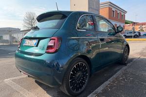 Fiat 500e LaPrima 43 kwh 320 km