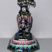 statua con perline e smalti policromi e argento