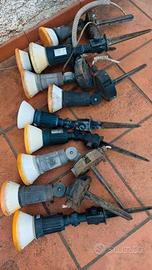 Dieci lampade da giardino con supporto