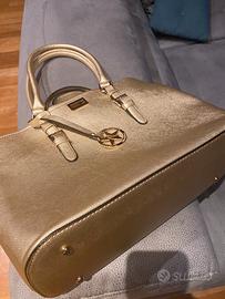 Borsa a mano color oro