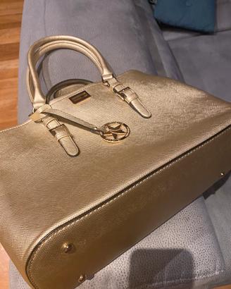 Borsa a mano color oro