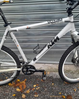 KTM misura L ruote 26