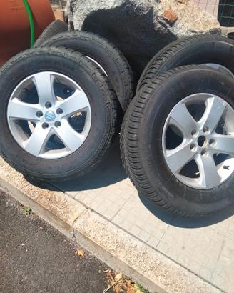 Gomme Suzuki Vitara