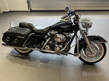 Harley Davidson 1450 Road King Classic FLHRCI