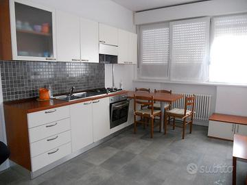 MINI ARREDATO PER STUDENTI O LAVORATORI TRANSITORI