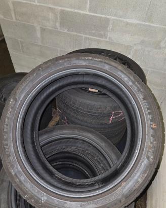 gomme 245 45 19