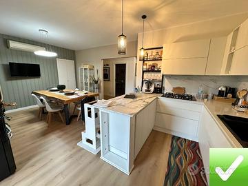 Appartamento Ristrutturato + P. Auto + Cantina