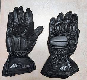 Guanti moto