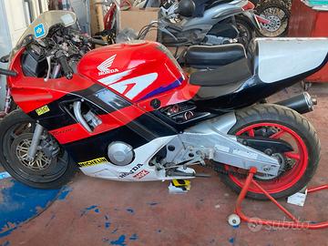 Moto Honda cbr600f