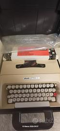 Macchina da scrivere Olivetti LETTERA 35