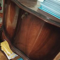 IL mobile antico Di legno