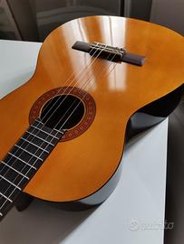 chitarra Yamaha c40 