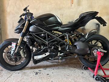 Ducati streetfighter 848