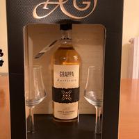 Grappa e due bicchierini