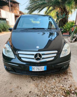 Mercedes classe  b 200cdi sport automatica