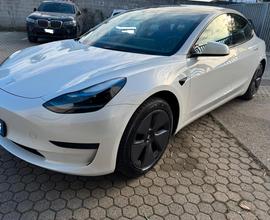 TESLA Model 3 - 2022