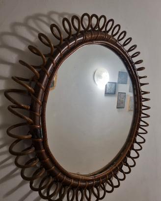 specchio in vimini