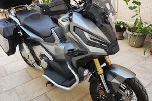 Honda XADV 750  km 2800 Nuovaaa!!!
