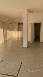 Locale commerciale nuova costruzione parco Ambra