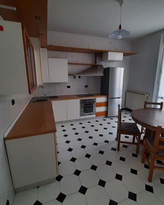 Appartamento ammobiliato zona Migliarina