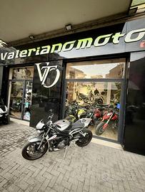 Triumph Street Triple 765 Rs anno 2018 VALERIANOMO