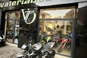 Triumph Street Triple 765 Rs anno 2018 VALERIANOMO