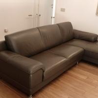 divano in pelle vera