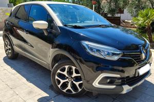 Renault Captur Initiale Paris
