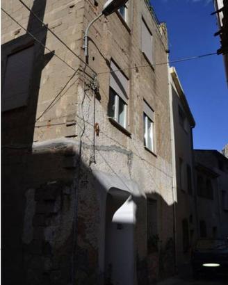Immobile in asta di 238 m² con 5 locali a Oliena