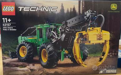 Set lego 42157 Technic John Deere 948L sigillato 
