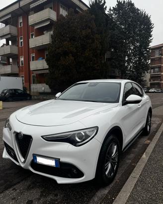 ALFA ROMEO STELVIO EXECUTIVE 180cv Q4