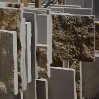 Scorza Rifilata in Pietra di Trani da Rivestimento