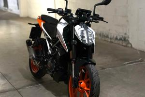 ktm duke 125 2023
