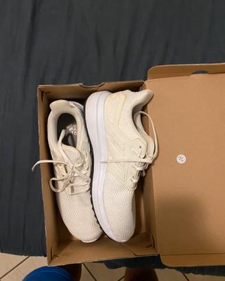 scarpe adidas bianche
