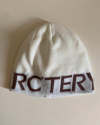 beanie arc teryx
