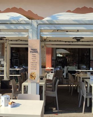 Pergola gazebo 6x3,5 con chiusure laterali e port 