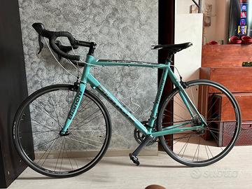Bici da corsa- Bianchi -condizioni TOP