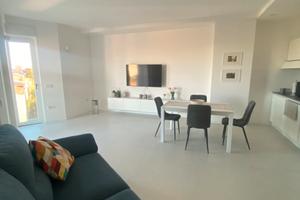 Luminoso trivano Via Giudicessa Benedetta