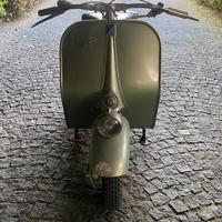 Piaggio Vespa 125 faro basso 1951 vacanze romane