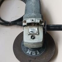 Smerigliatrice angolare