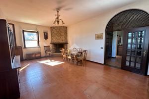 BIFAMILIARE A SAN LEO