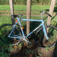 Bicicletta modello Fixed