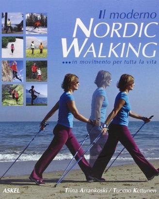 Il moderno nordic walking in movimento per ...